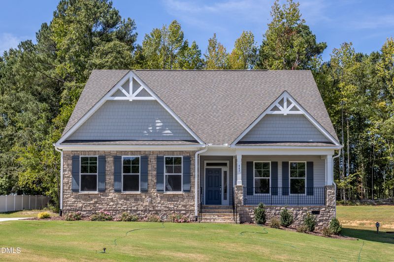 447 Rising Star Dr, Clayton, NC 27520