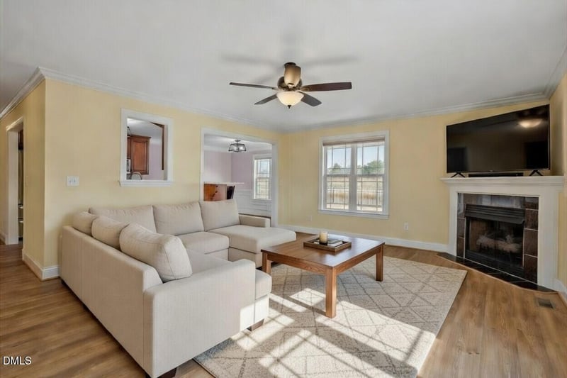 45 Braddock Dr, Lillington, NC 27546
