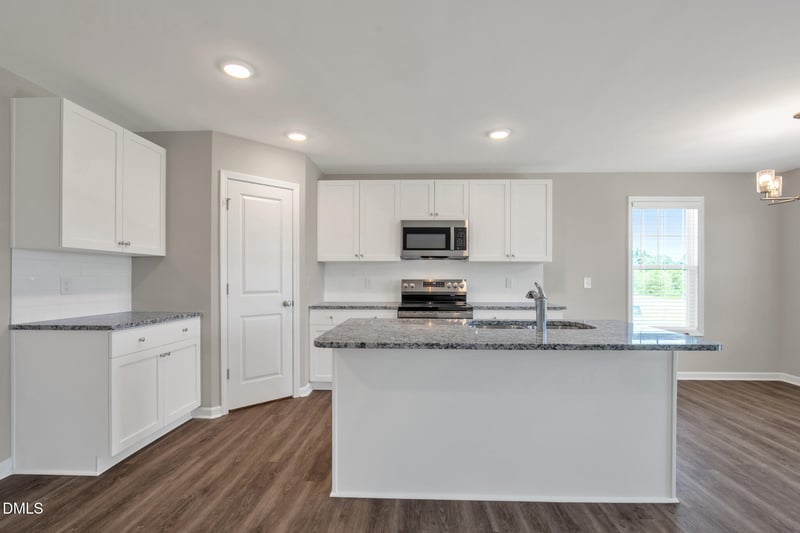 45 E Emily Gardens Dr, Selma, NC 27576