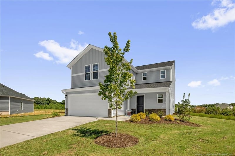 45 E Emily Gardens Dr, Selma, NC 27576