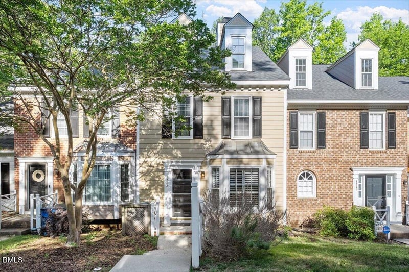 4522 Hamptonshire Dr, Raleigh, NC 27613