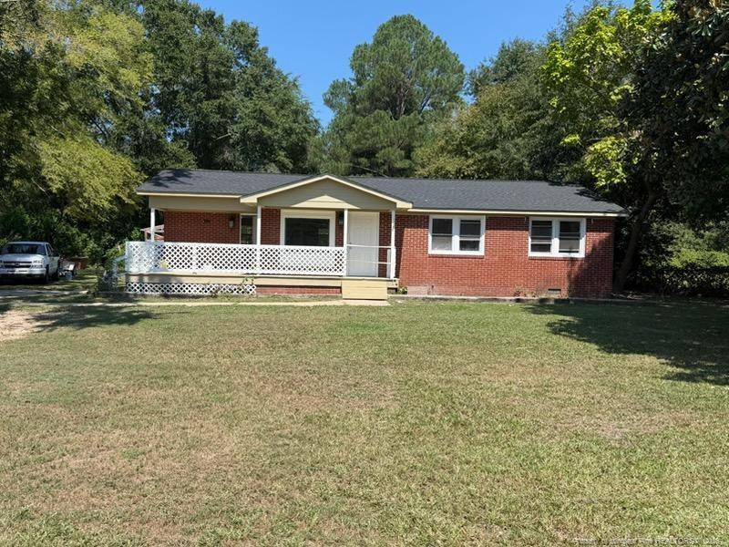 4574 Cameron Rd, Hope Mills, NC 28438