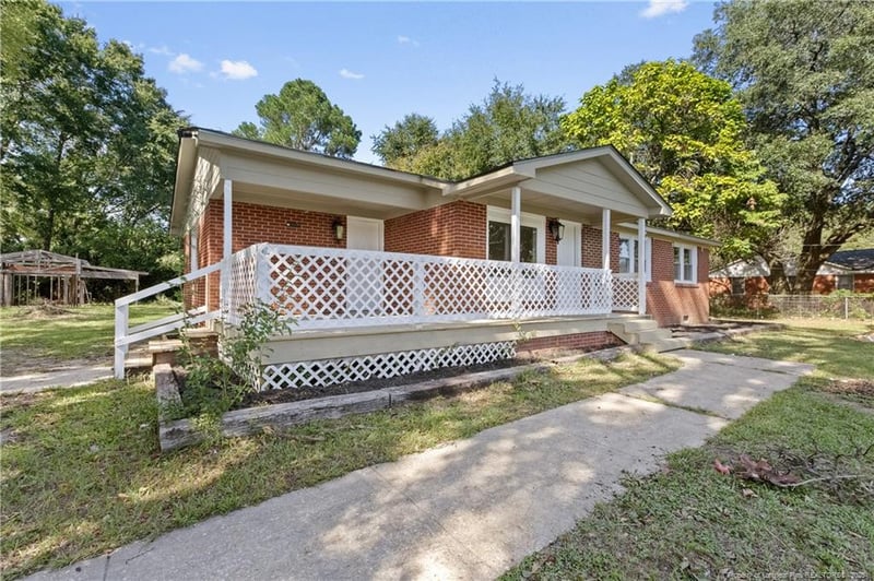 4574 Cameron Rd, Hope Mills, NC 28438