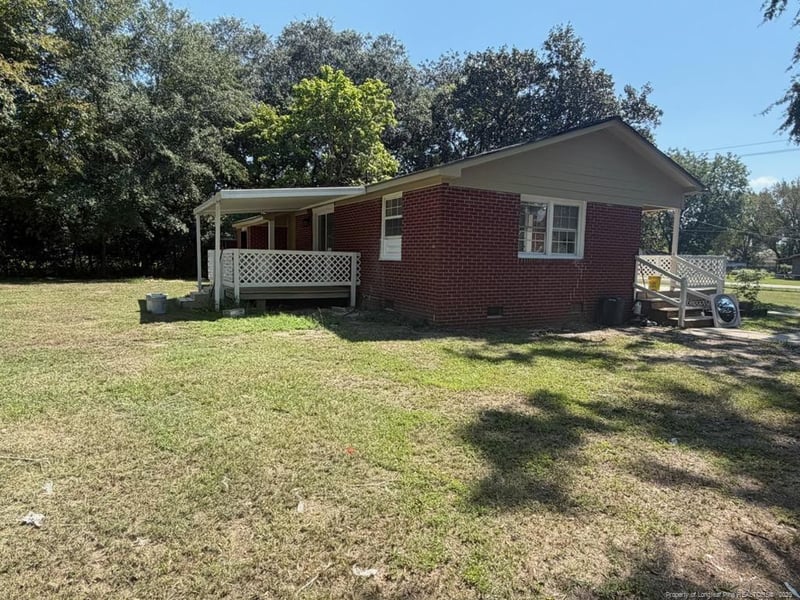 4574 Cameron Rd, Hope Mills, NC 28438