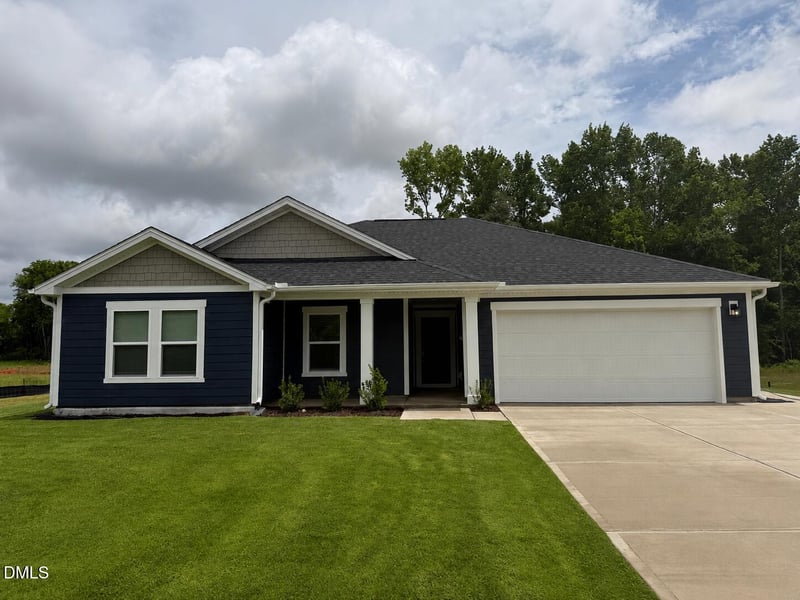 458 Robert Howe Dr, Fuquay Varina, NC 27526