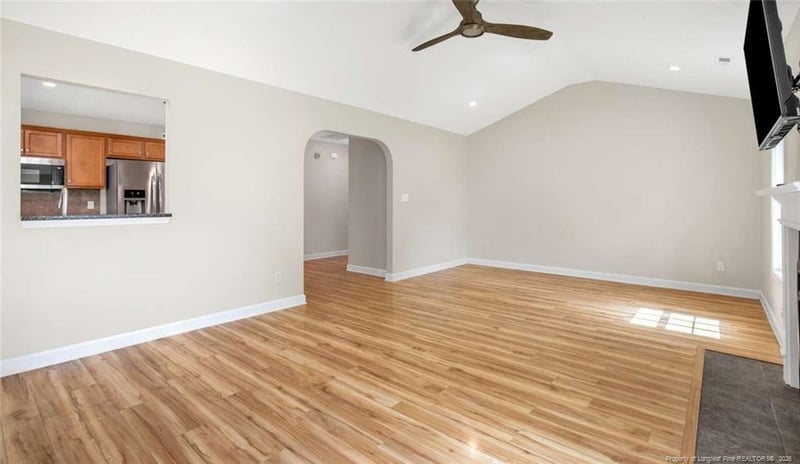 4610 Cedar Pass Dr, Hope Mills, NC 28348