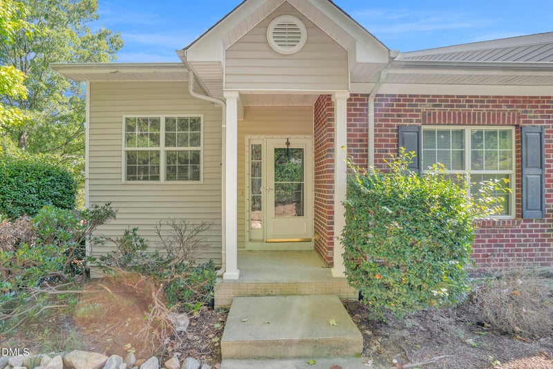 4611 Centrebrook Cir, Raleigh, NC 27616