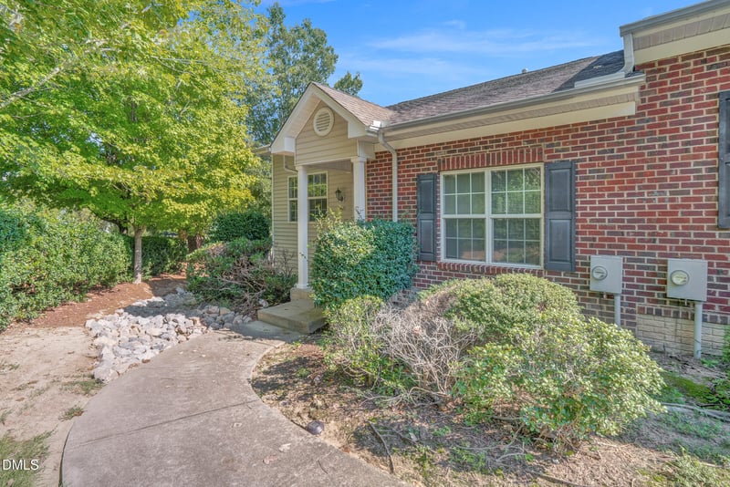 4611 Centrebrook Cir, Raleigh, NC 27616
