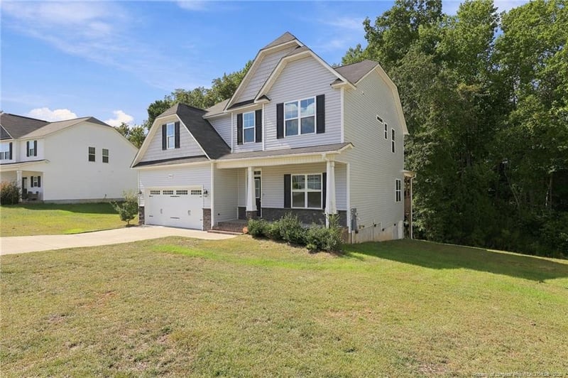 4616 Scenic Pines Dr, Hope Mills, NC 28348