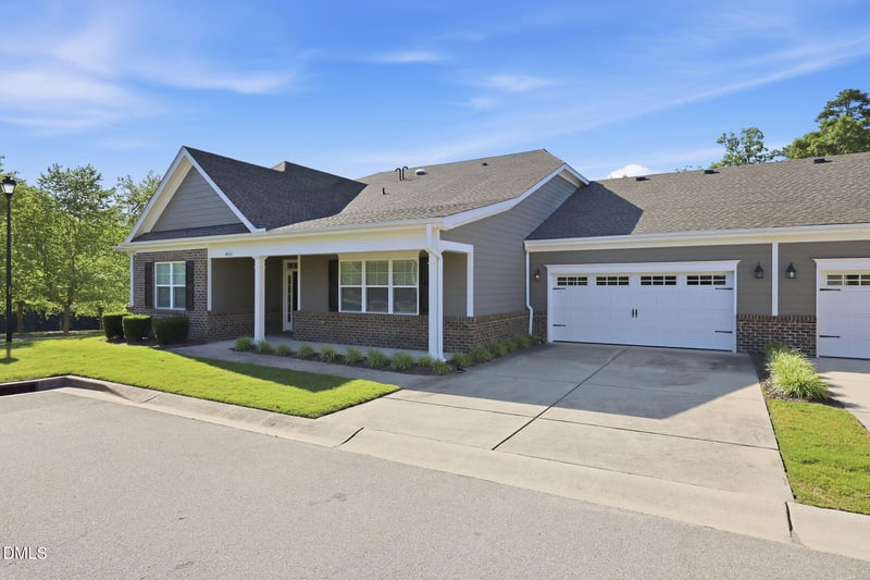 4622 Teal Crest Ct, Raleigh, NC 27604