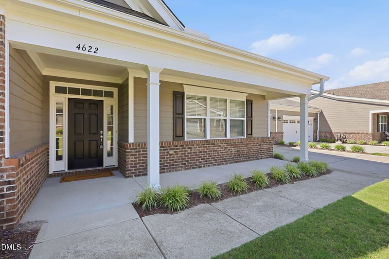 4622 Teal Crest Ct, Raleigh, NC 27604
