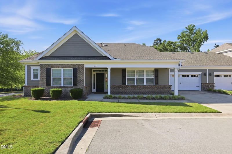 4622 Teal Crest Ct, Raleigh, NC 27604