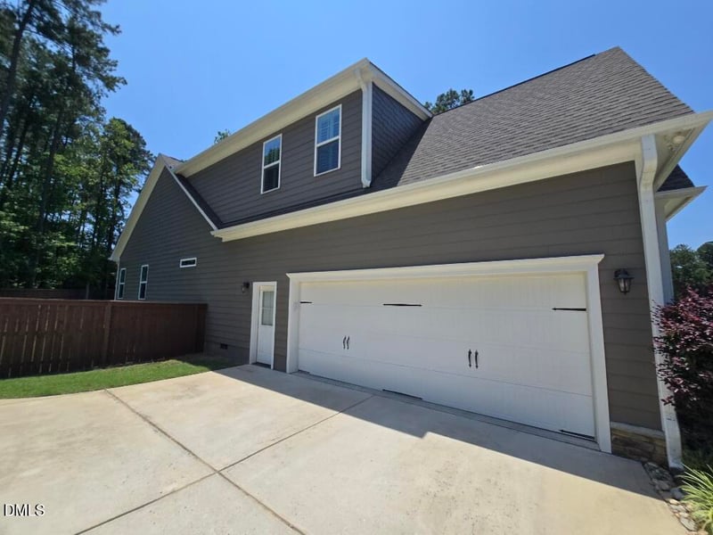 468 Rockport Dr, Clayton, NC 27527