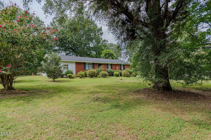 469 Lakeview Ave, Burlington, NC 27215