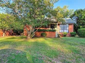469 Mcrae Dr, Fayetteville, NC 28305