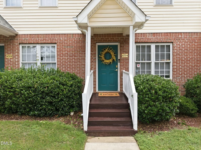 4704 Parkville Dr, Raleigh, NC 27604