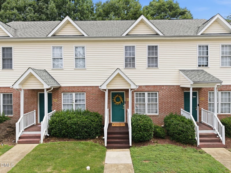 4704 Parkville Dr, Raleigh, NC 27604