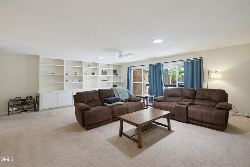 4709 Edwards Mill Rd #E, Raleigh, NC 27612