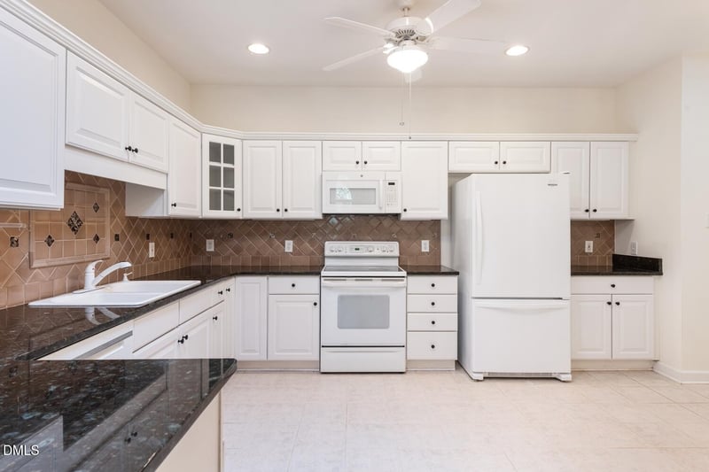 4713 Lewisham Ct, Raleigh, NC 27612
