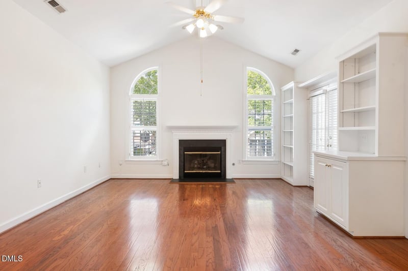 4713 Lewisham Ct, Raleigh, NC 27612