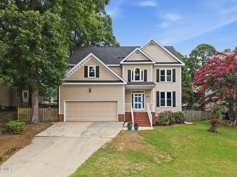 4721 Grand Cypress Ct, Raleigh, NC 27604