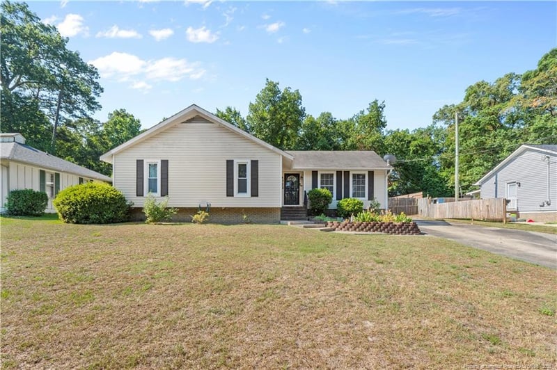 4723 Belford Rd, Fayetteville, NC 28314