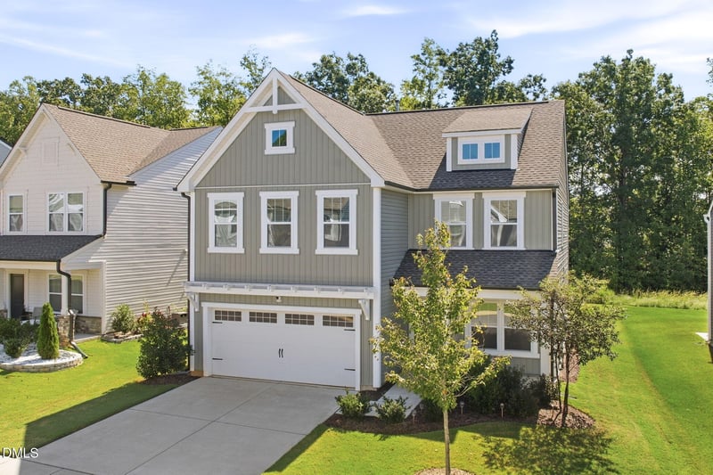 479 Curling Crk Dr, Clayton, NC 27527