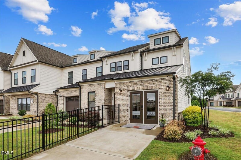 48 Paperwhite Pl, Clayton, NC 27527