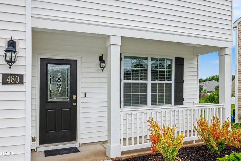 480 N Great White Way, Clayton, NC 27527