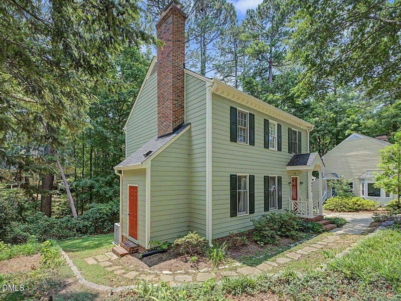 4815 Fortunes Ridge Dr, Durham, NC 27713