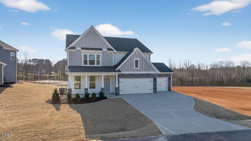 49 West Fire Opal Ct, Clayton, NC 27520