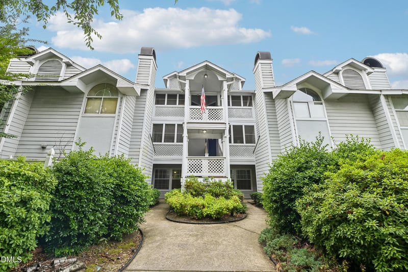 4900 Avenida Del Sol Dr #102, Raleigh, NC 27616