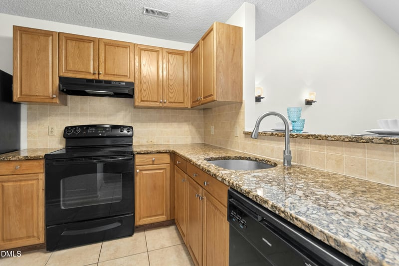 4900 Avenida Del Sol Dr #307, Raleigh, NC 27616