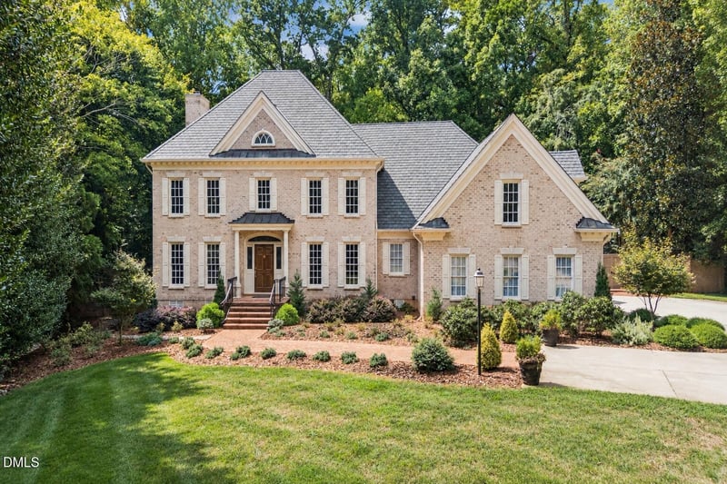 4901 Oakmoor Ct, Raleigh, NC 27614