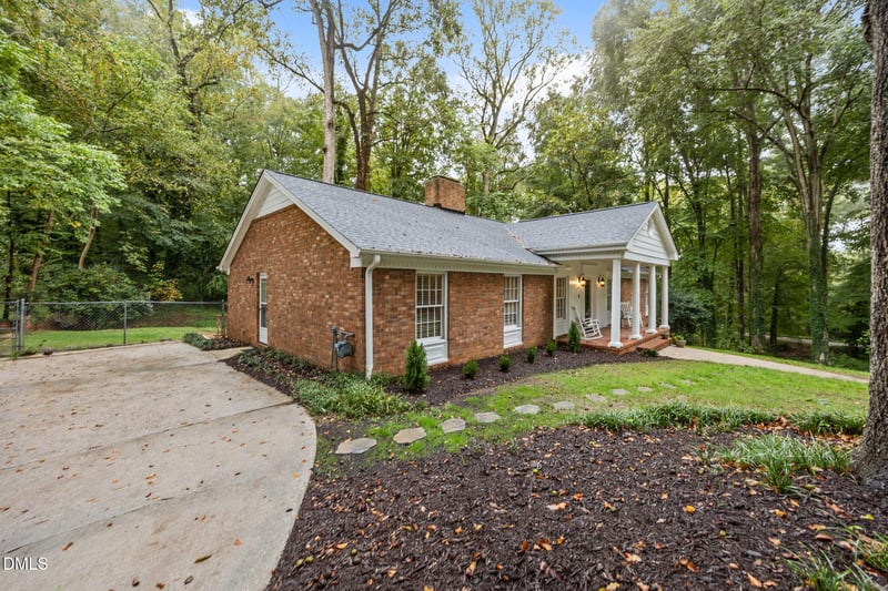 4902 Carteret Dr, Raleigh, NC 27612