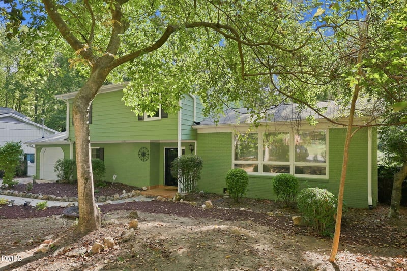 4904 Brookhurst Pl, Raleigh, NC 27609