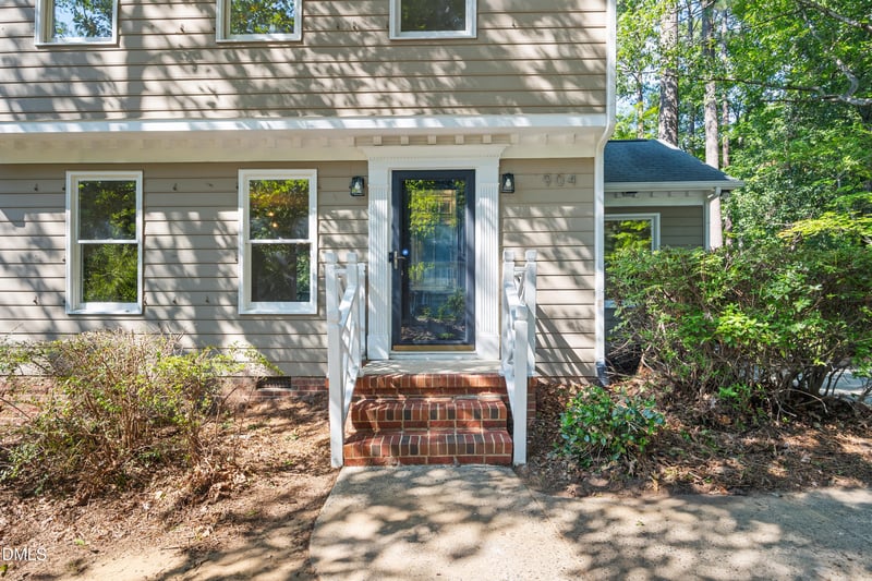 4904 Fortunes Ridge Dr, Durham, NC 27713