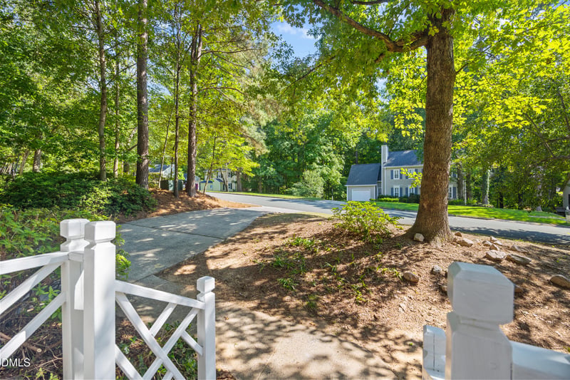 4904 Fortunes Ridge Dr, Durham, NC 27713