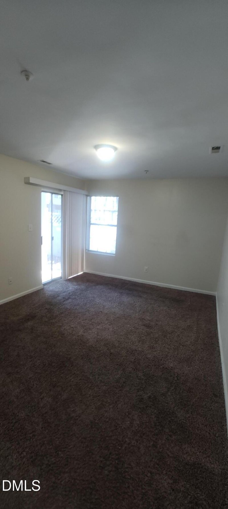 4907 Hollenden Dr #104, Raleigh, NC 27616