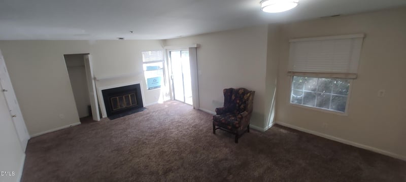 4907 Hollenden Dr #104, Raleigh, NC 27616