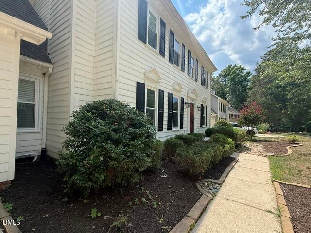 4909 Fortunes Ridge Dr, Durham, NC 27713