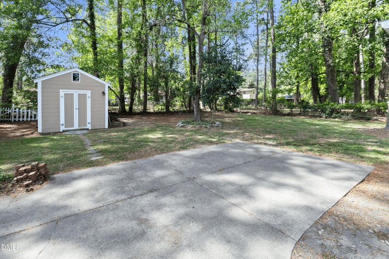 4917 Ashton Rd, Fayetteville, NC 28304