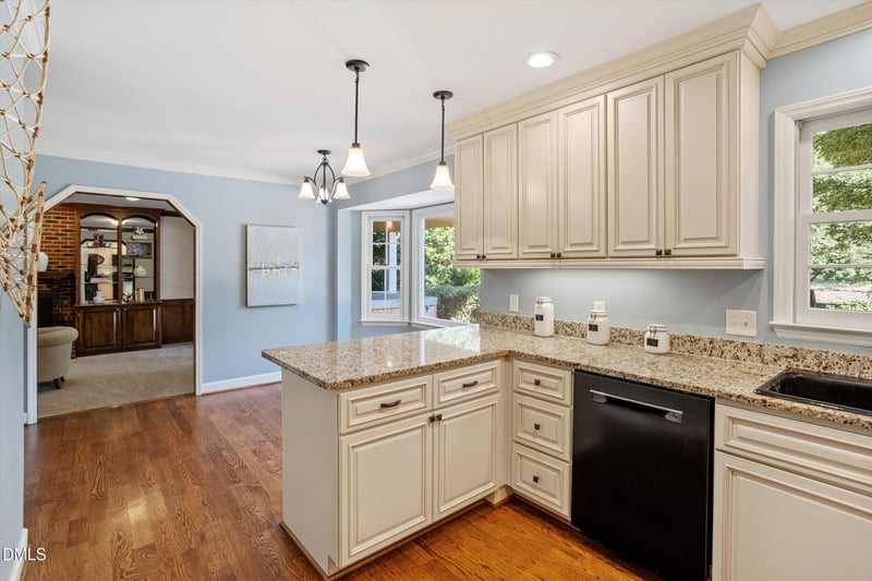 4925 Birchleaf Dr, Raleigh, NC 27606
