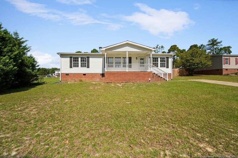 4928 Short Jesters Ct, Hope Mills, NC 28348