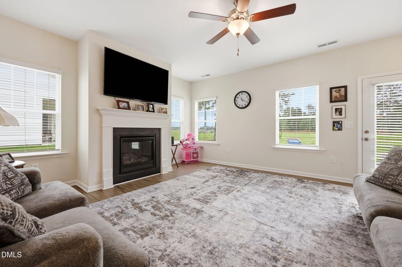 4939 Pioneer Dr, Sanford, NC 27332