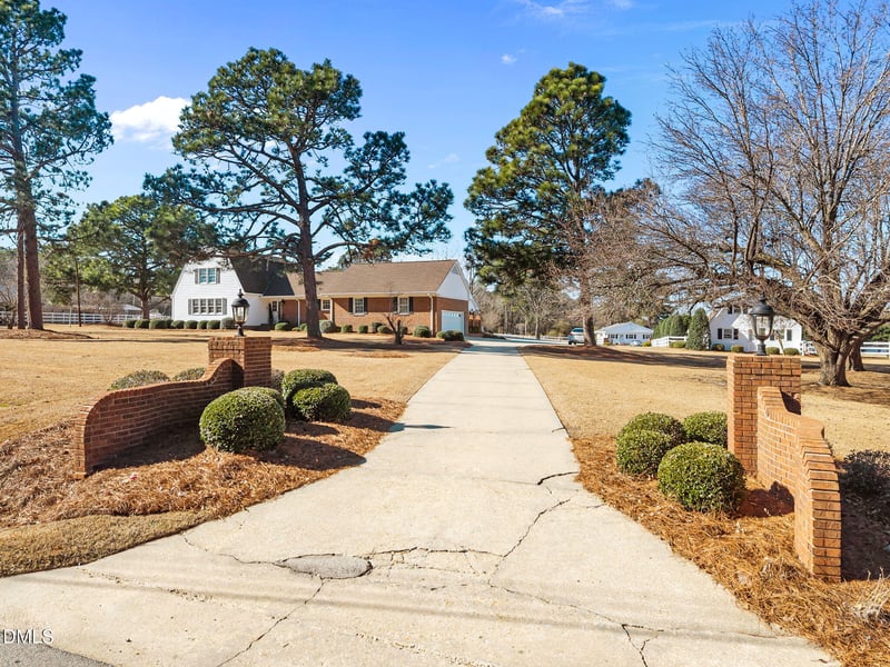 4943 U S 301, Dunn, NC 28334
