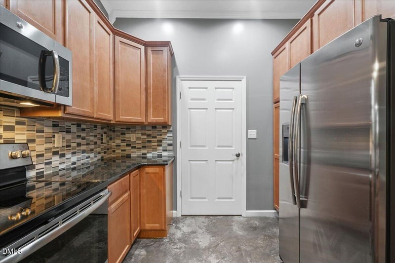 4961 Wayne Memorial Dr, Goldsboro, NC 27534