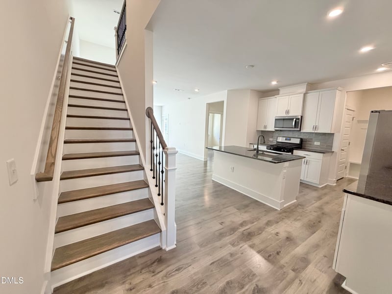497 Clark Creek Ln, Cary, NC 27519