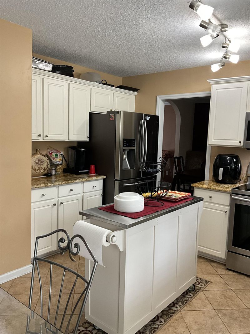 5 Afton Pl, Durham, NC 27703