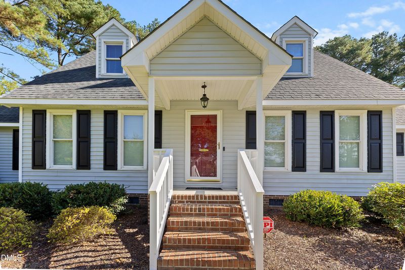 5 Kentwood Dr, Smithfield, NC 27577